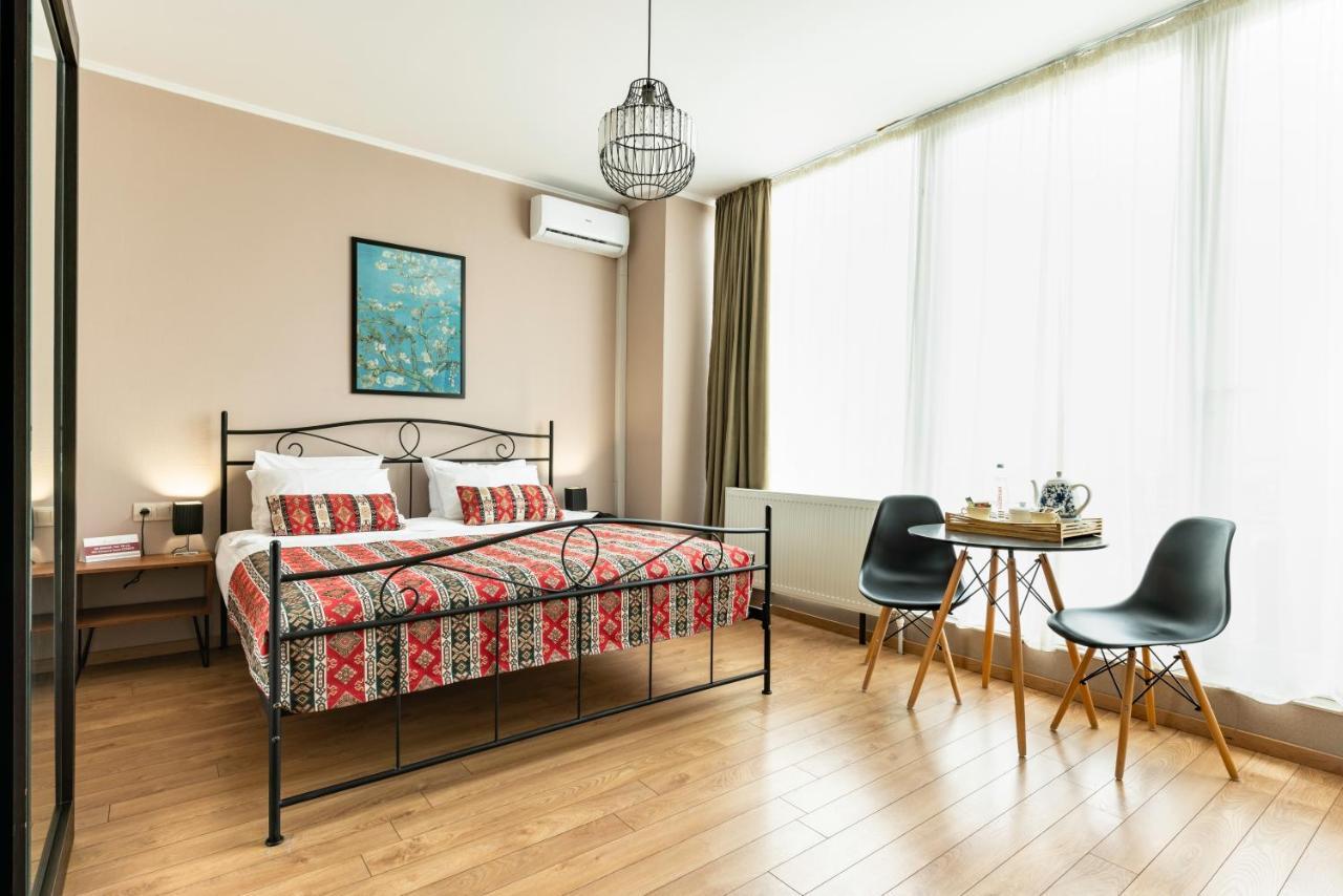 Flower Hotel 4*
